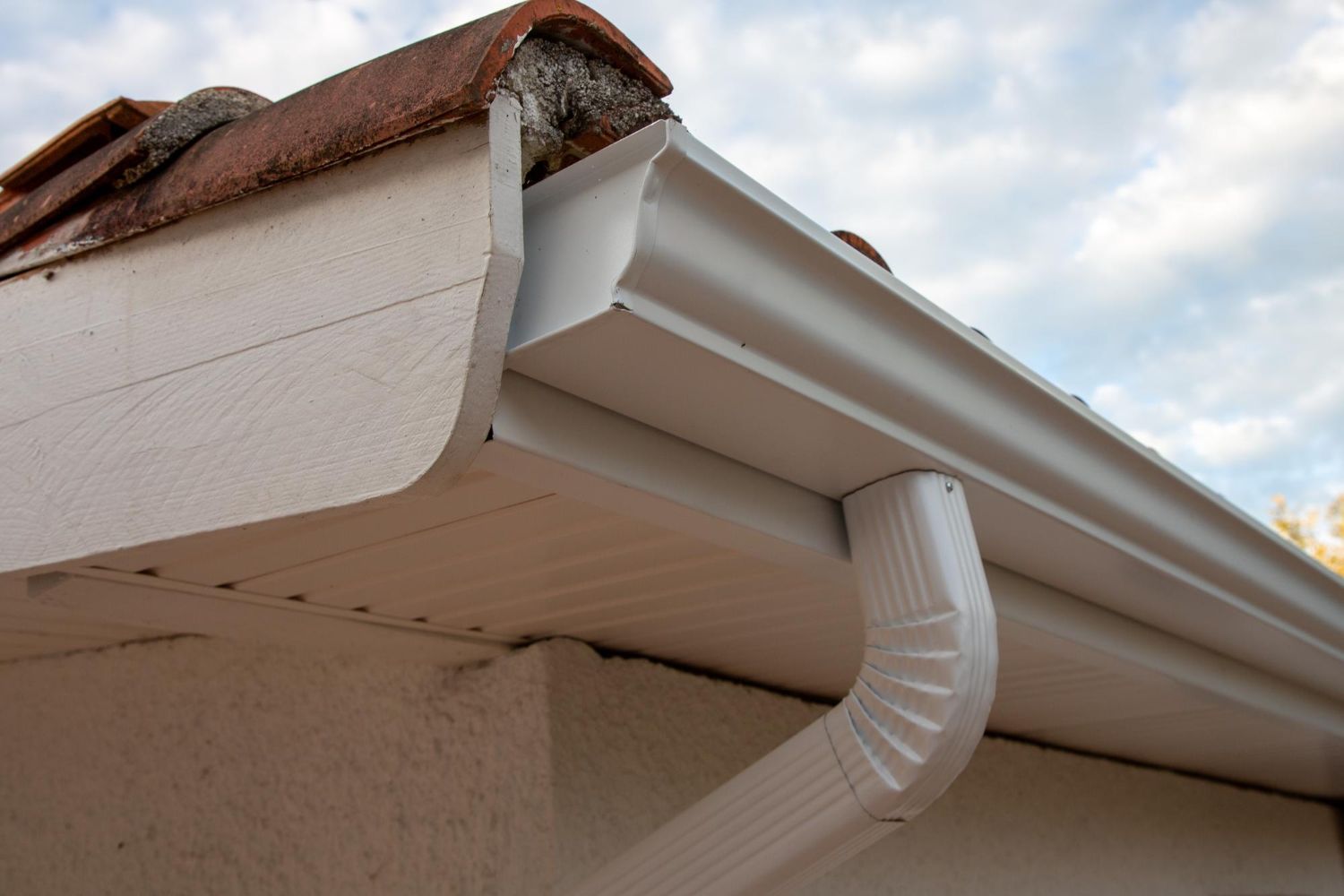 Gutters Work For Prospect Home Exterior